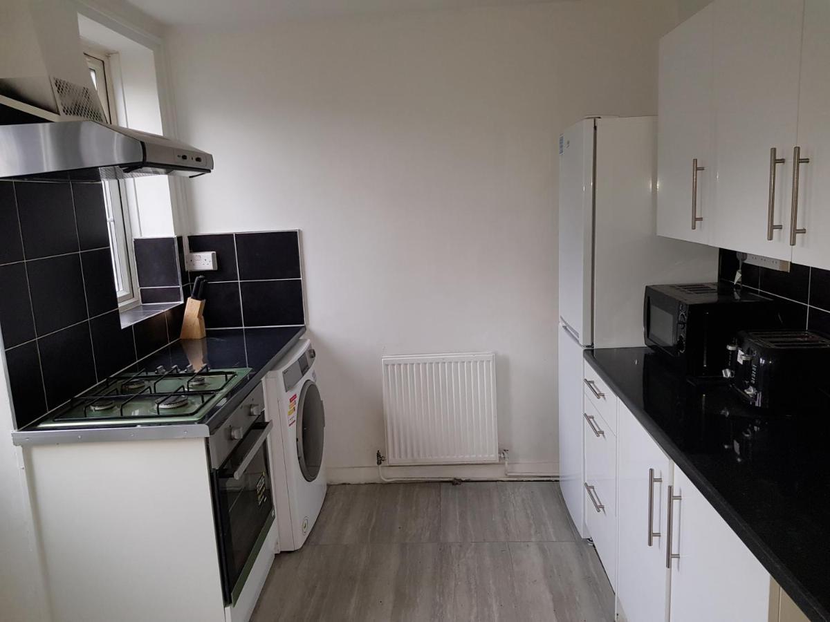 Barnfield Place エッジウェア エクステリア 写真